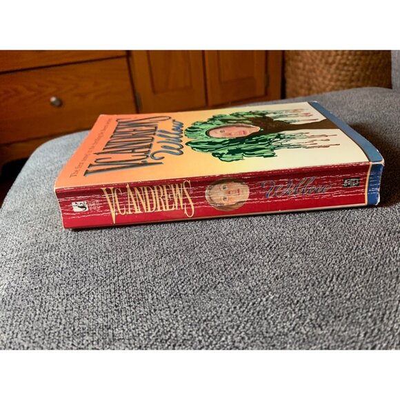 V.C. Andrews "Willow" Paperback Novel De Beers Series First Edition 2002 - Picture 4 of 5